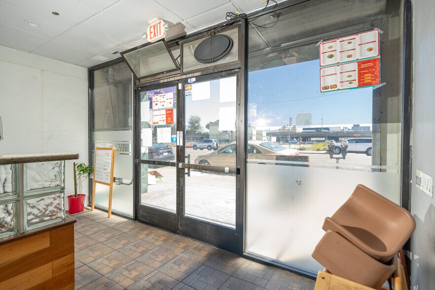 More Photos Of 328 7th St, Oakland Storefront Retail Office For Sale