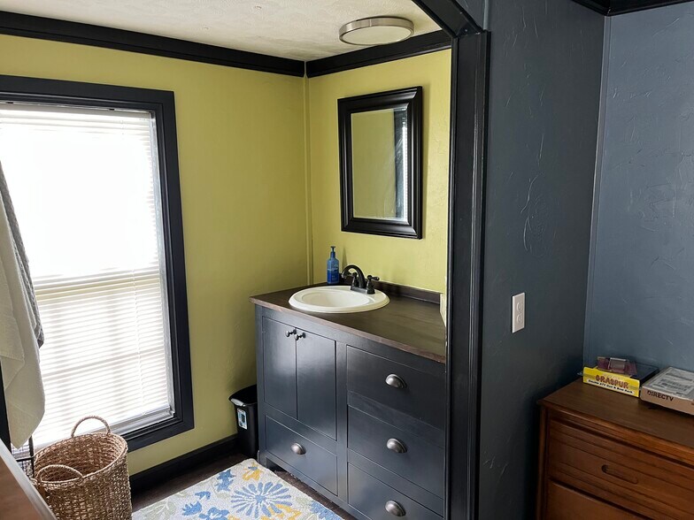 More Photos Of 27546 Reservation Rd, Daisy Land For Sale