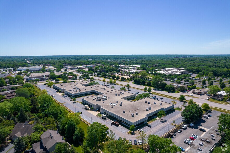 More Photos Of 2400 Ogden Ave, Lisle Office For Lease