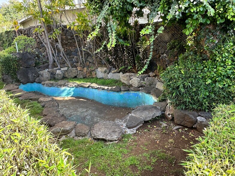 More Photos Of 3135 Lower Kula Rd, Kula Storefront Retail Office For Sale