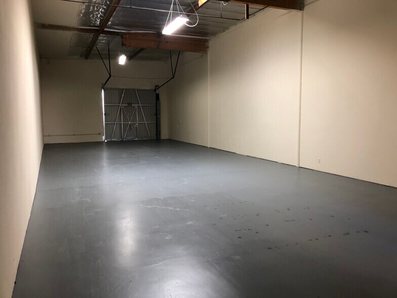 Primary Photo Of 23322 South Pointe Dr, Laguna Hills Industrial For Lease