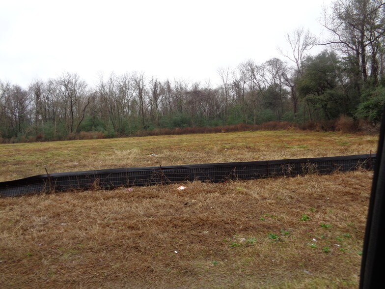 More Photos Of 0 N Fwy & Briar Grove Dr, Houston Land For Sale