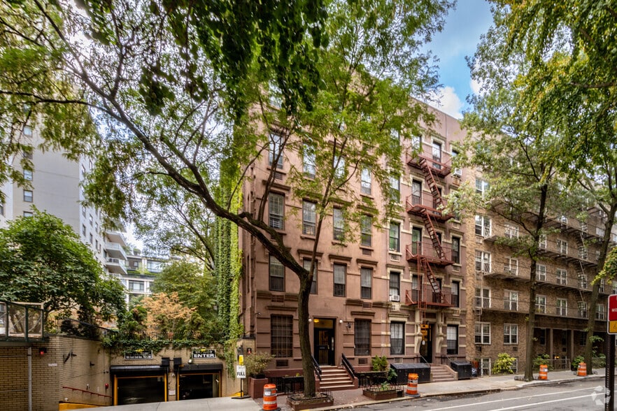 More Photos Of 538 E 89th St, New York Apartments For Sale