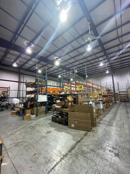 More Photos Of 759 Roble Rd, Allentown Warehouse For Lease