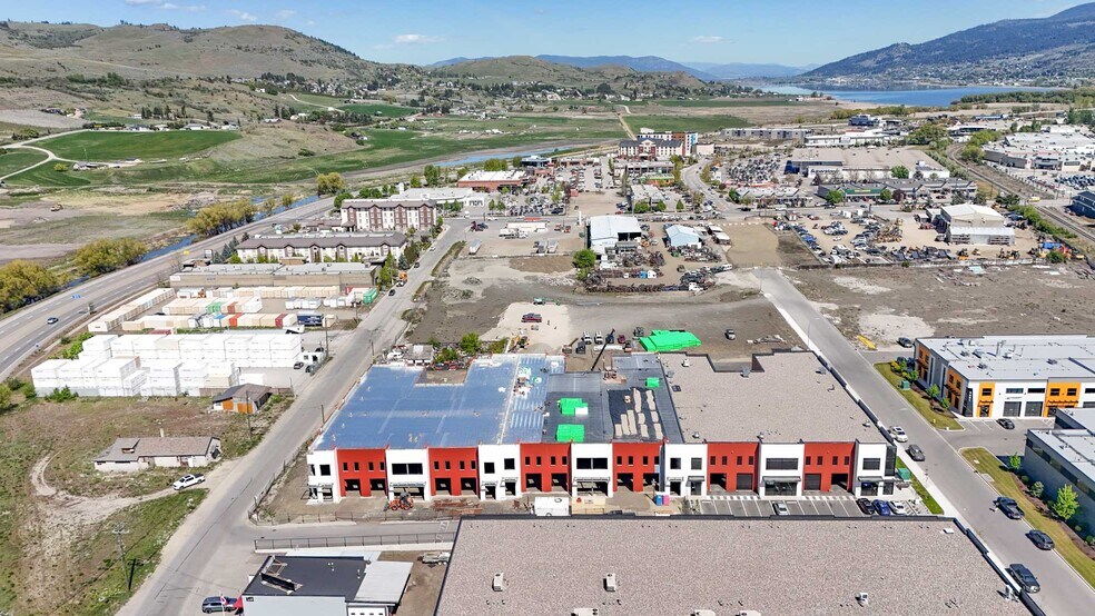 More Photos Of 4605 34 St, Vernon Distribution For Lease