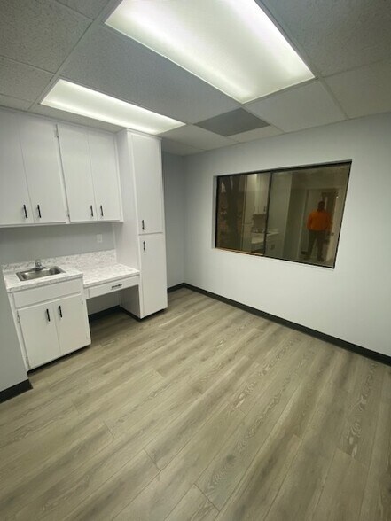 More Photos Of 645 E Elder St, Fallbrook Medical For Lease