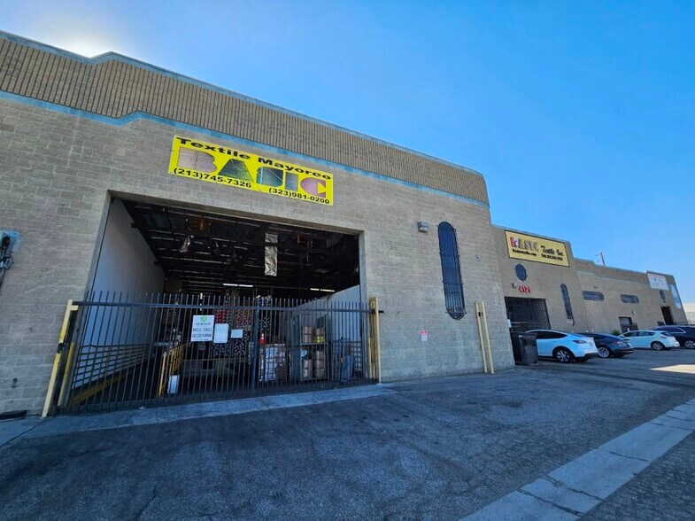 More Photos Of 4121 S Alameda St, Los Angeles Warehouse For Lease