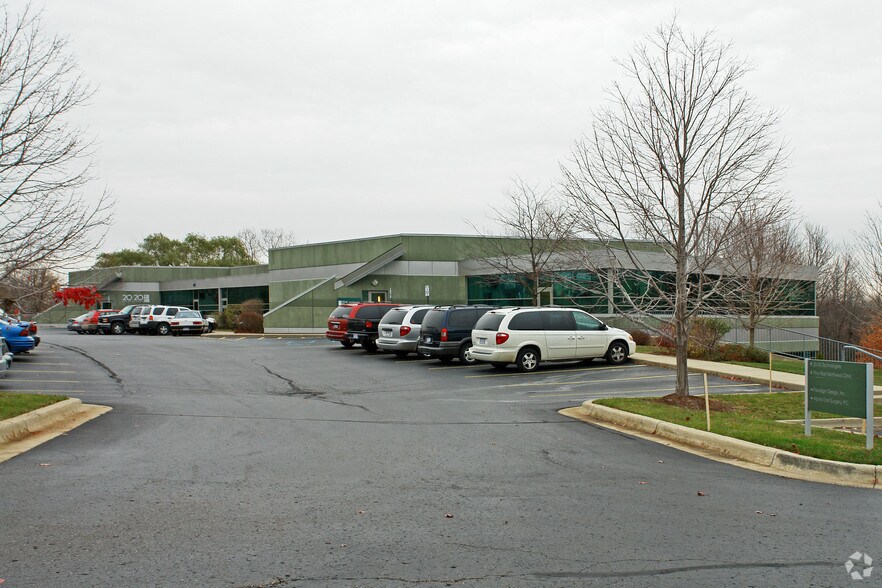 More Photos Of 550 3 Mile Rd NW, Grand Rapids Medical For Lease