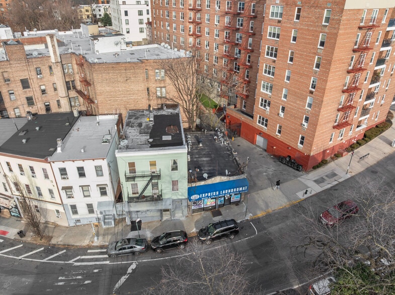 More Photos Of 3320 Fort Independence St, Bronx Freestanding For Sale