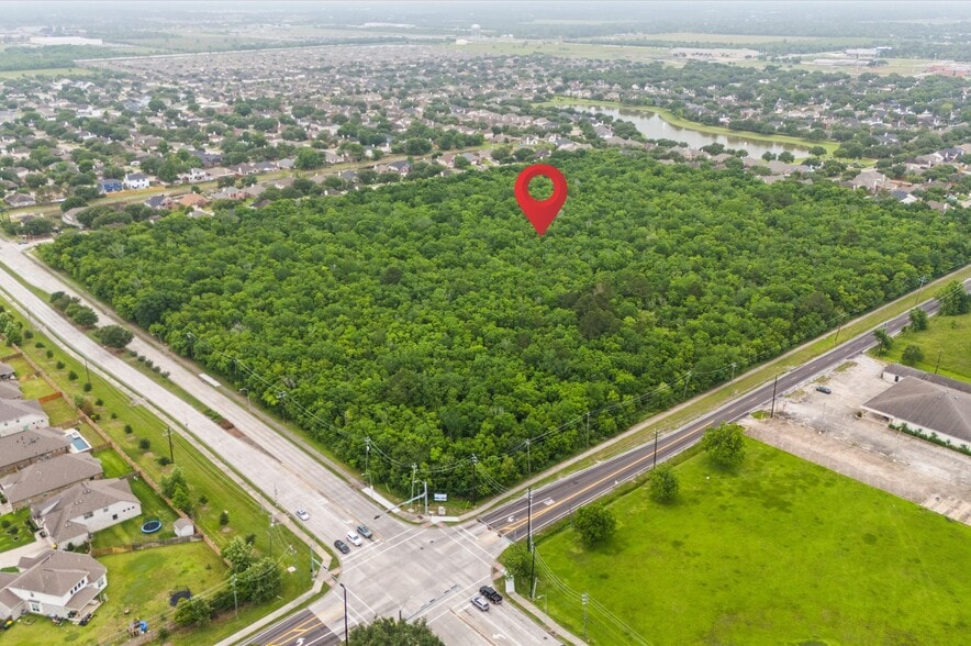 More Photos Of 4835 Magnolia Parkway, Pearland Land For Sale