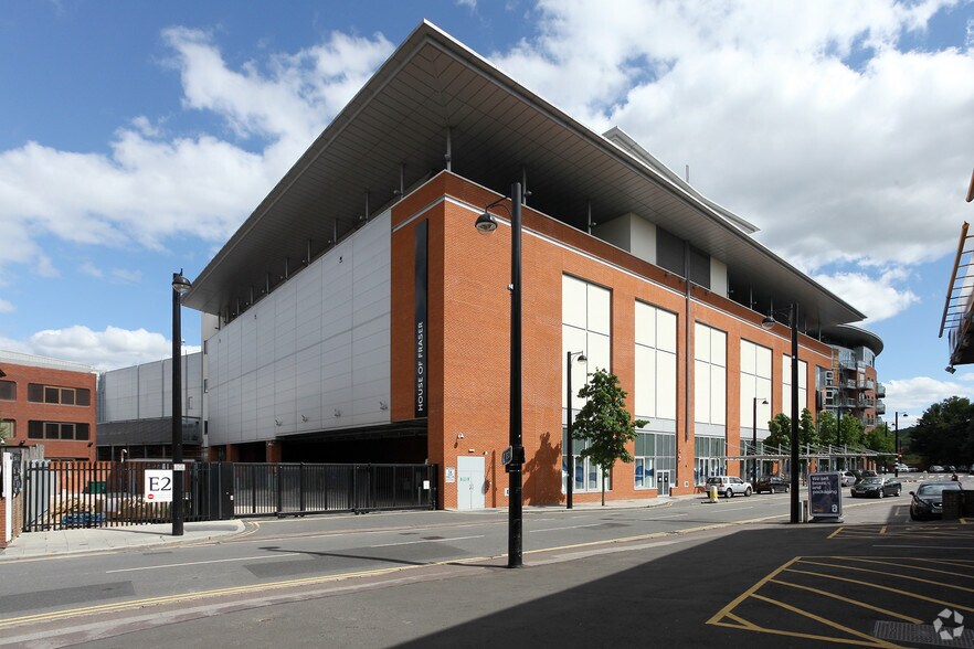 More Photos Of Eden Walk, High Wycombe General Retail For Lease