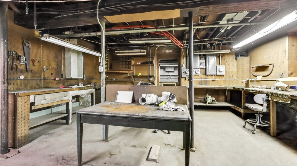 More Photos Of 106 S Harding St, Owen Apartments For Sale