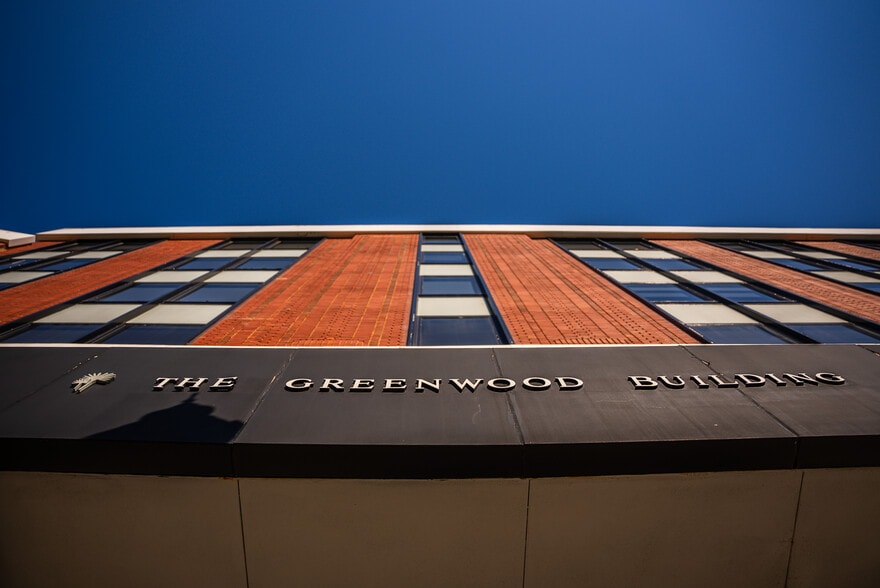 More Photos Of 104 Maxwell Ave, Greenwood Office For Lease