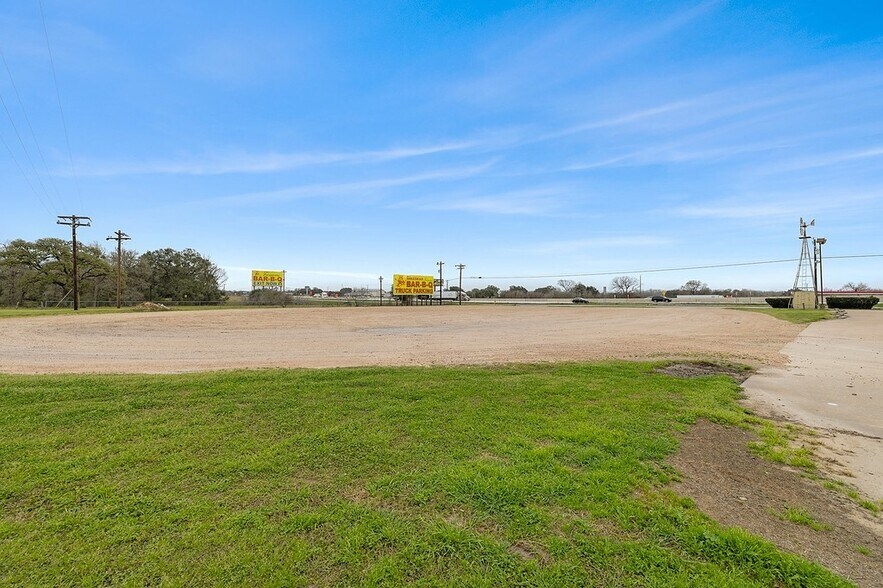 More Photos Of 4053 U.S. Hwy 90 hwy, Columbus Land For Sale