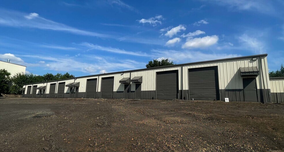 More Photos Of 701-735 S 6th Ave, Mansfield Warehouse For Sale