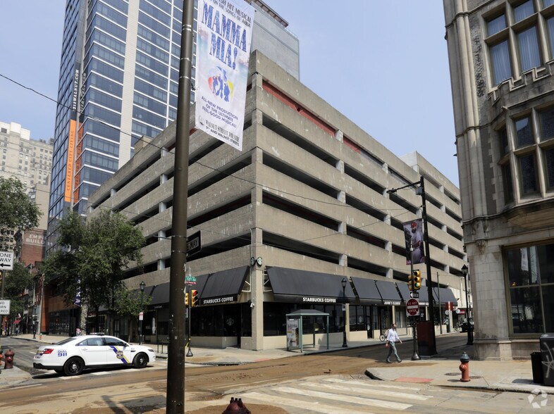 Primary Photo Of 1201-1211 Walnut St, Philadelphia Parking Garage For Lease