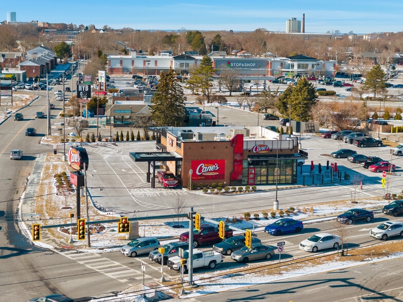 More Photos Of 323 William S Canning Blvd, Fall River Fast Food For Sale