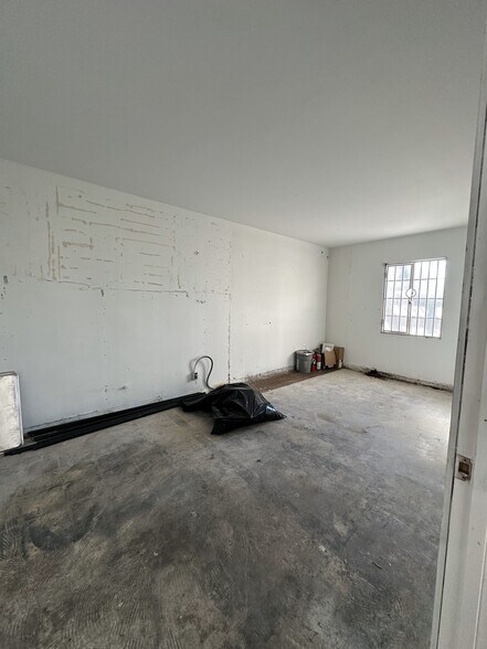 More Photos Of 1041-1043 Pine Ave, Long Beach Medical For Lease