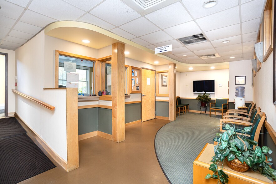 More Photos Of 345 Valley Rd, Middletown Medical For Sale