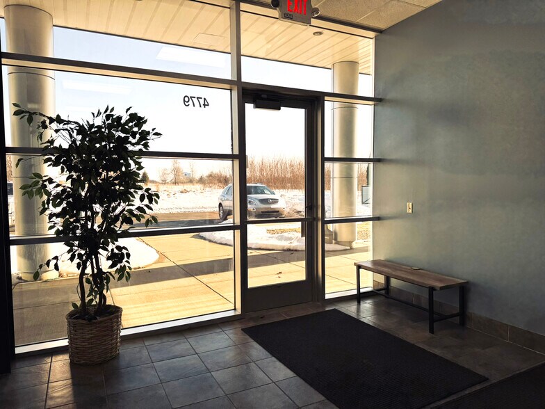 More Photos Of 4775 Campus Dr, Kalamazoo Office For Sale