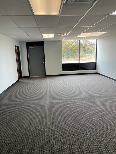 More Photos Of 111 NE 26th St, Oklahoma City Office For Lease