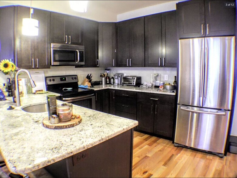 More Photos Of 1110 South St, Philadelphia Storefront Retail Residential For Sale