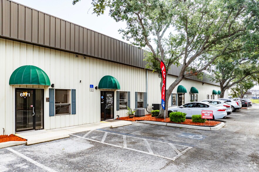 More Photos Of 6771 Whitfield Industrial Ave, Sarasota Unknown For Lease