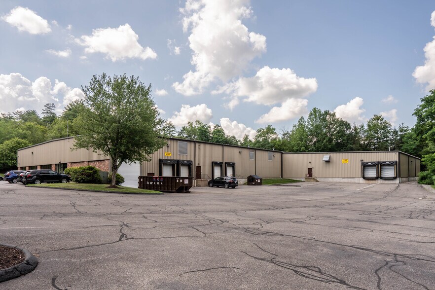 More Photos Of 299 Industrial Ln, Torrington Distribution For Lease