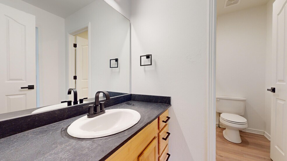 More Photos Of 1115-1145 N Main St, Bountiful Apartments For Sale