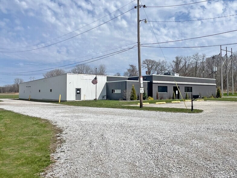 More Photos Of 2505 Avonia Rd, Fairview Industrial For Sale