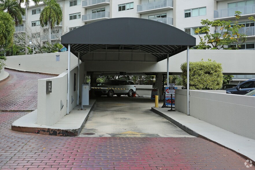 More Photos Of 2665 S Bayshore Dr, Miami Office For Sale