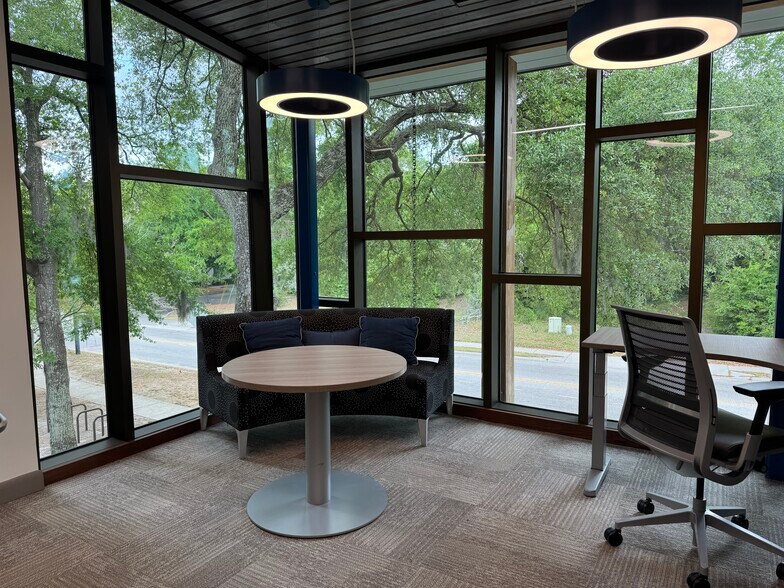 More Photos Of 320 Wingo Way, Mount Pleasant Loft Creative Space For Lease