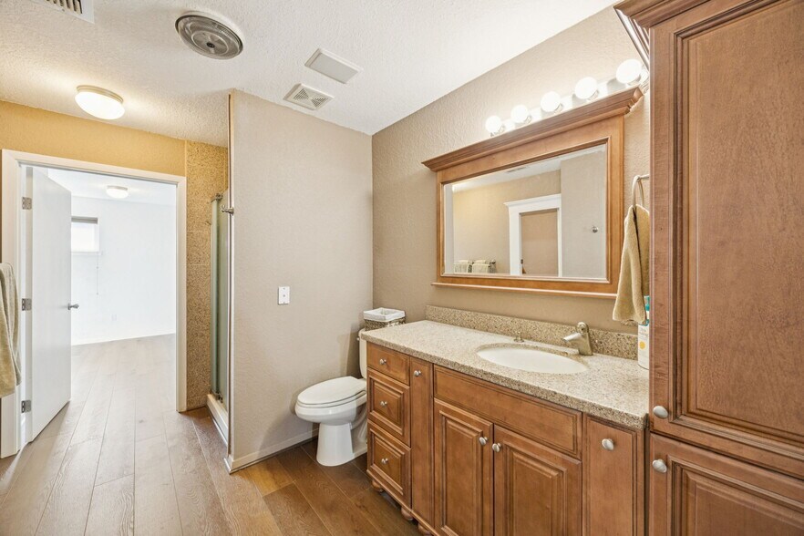 More Photos Of 930 Aviator Dr, Fort Worth Specialty For Sale