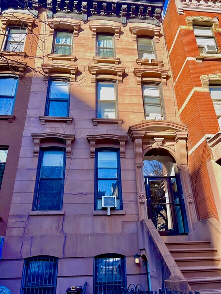 Primary Photo Of 89 Hanson Pl, Brooklyn Apartments For Sale