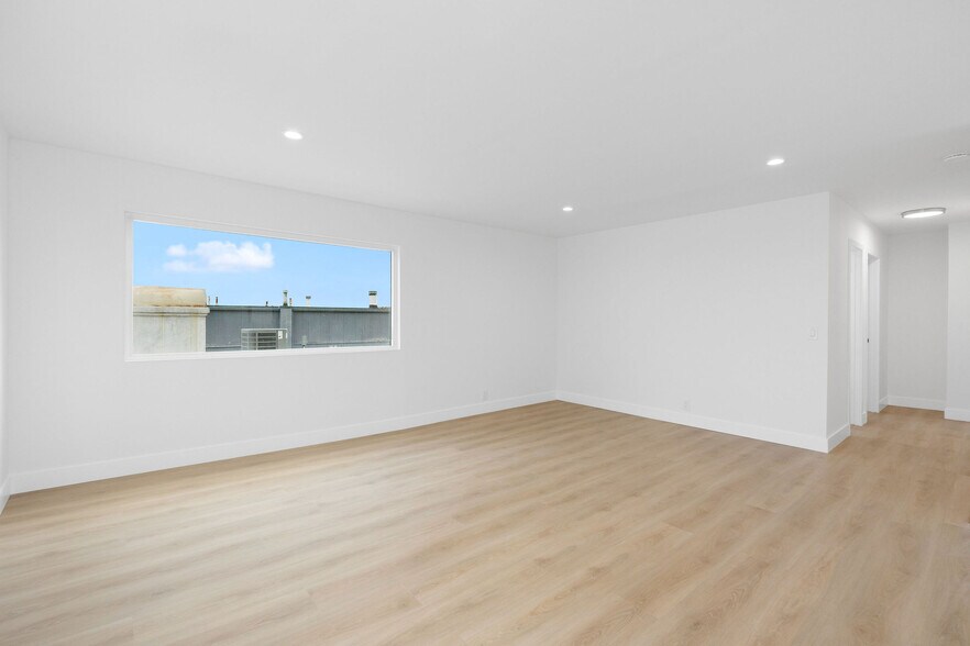 More Photos Of 217 43rd St, Manhattan Beach Apartments For Sale