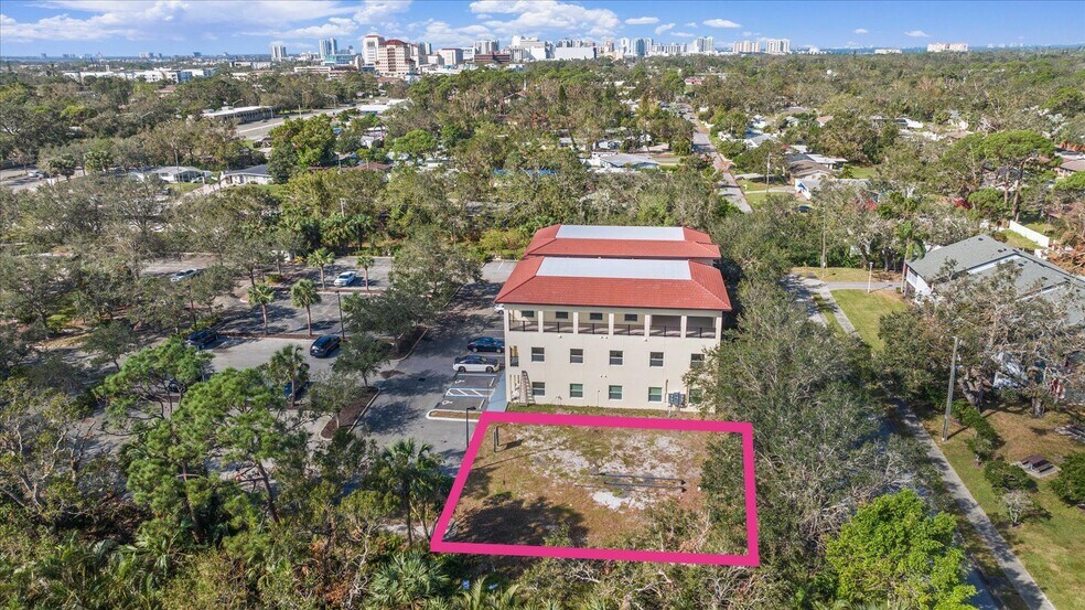 More Photos Of 2641 Fruitville Rd 0, Sarasota Medical For Sale