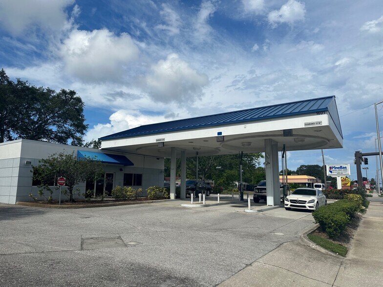 More Photos Of 1601 Gulf To Bay Blvd, Clearwater Storefront Retail Office For Sale