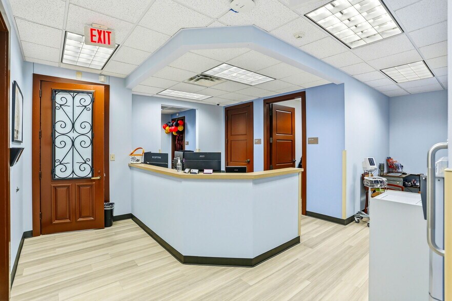 More Photos Of 137 Palo Alto Rd, San Antonio Healthcare For Sale