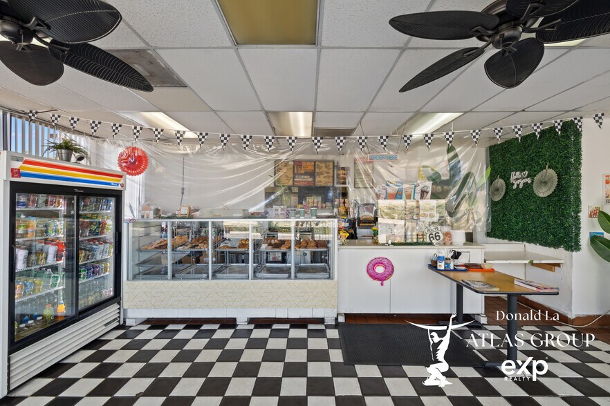 More Photos Of 415 W 5th St, San Bernardino Freestanding For Sale