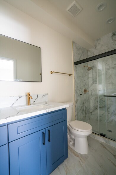 More Photos Of 875 N Olive St, Orange Apartments For Sale