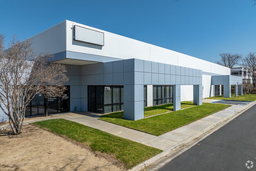 Primary Photo Of 779 Palmyrita Ave, Riverside Warehouse For Lease