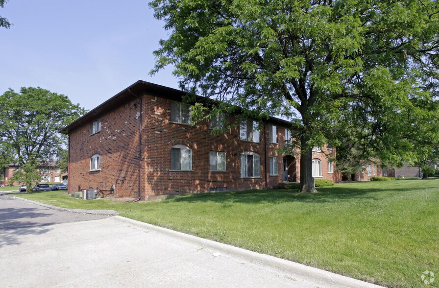 Primary Photo Of , Southfield Multifamily For Sale