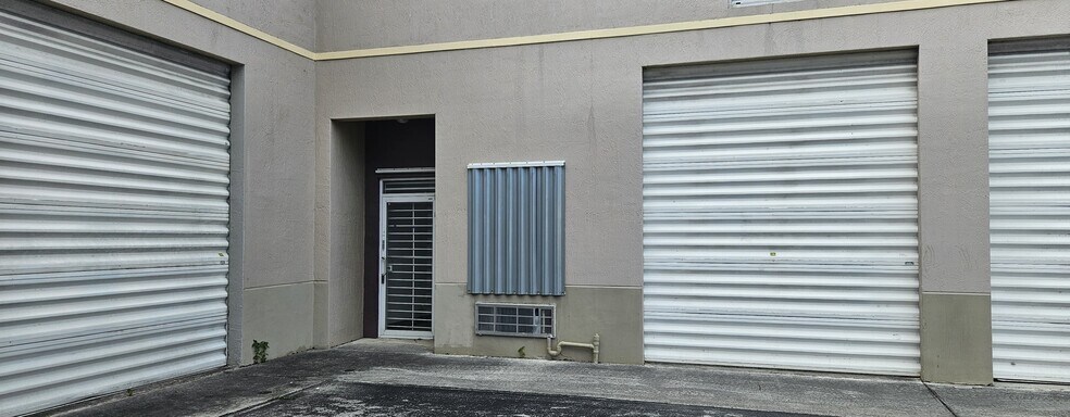 More Photos Of 15075 SW 137th St, Miami Warehouse For Lease