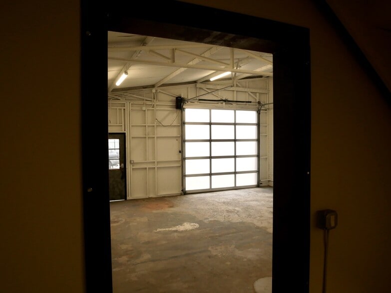 More Photos Of 141 N Ventura Ave, Ventura Unknown For Lease