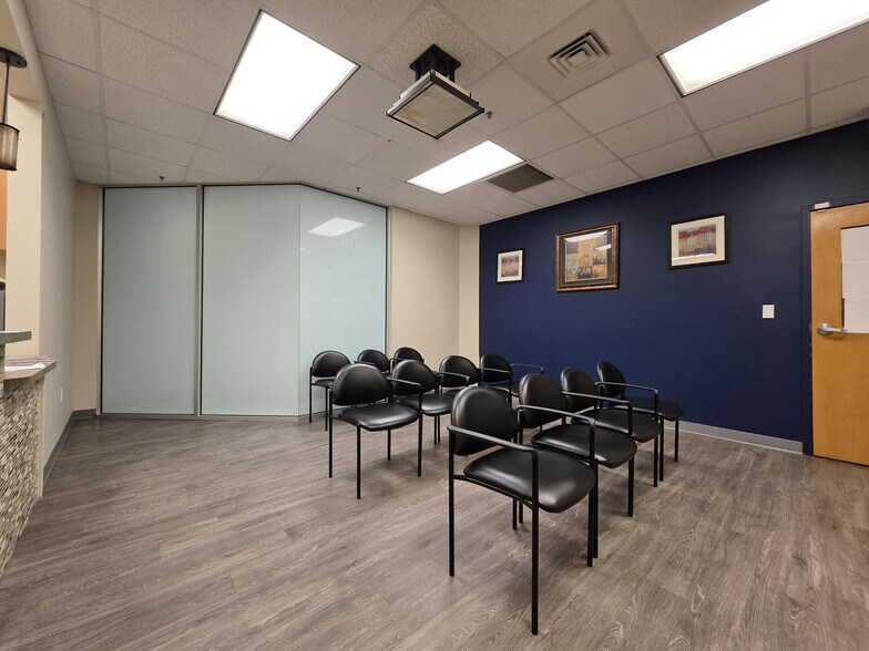 More Photos Of 2100 Aloma Ave, Winter Park Medical For Lease