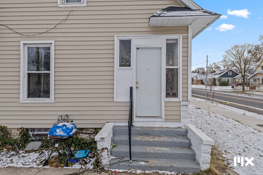 More Photos Of , Grand Rapids Multifamily For Sale