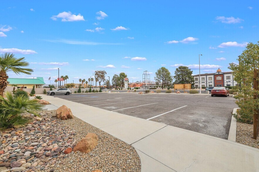 More Photos Of 4187 S Pecos Rd, Las Vegas Medical For Sale
