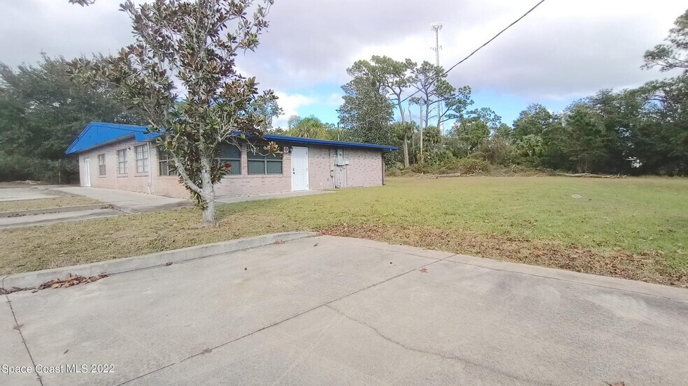 More Photos Of 3239 Hwy 1 N, Mims Office For Lease