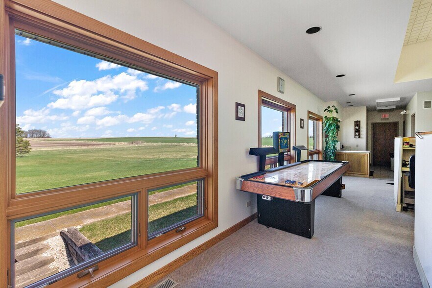 More Photos Of 10808 W Monee Manhattan Rd, Monee Office For Sale