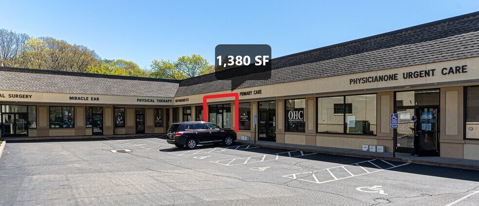 More Photos Of 346 Main Ave, Norwalk Restaurant For Lease